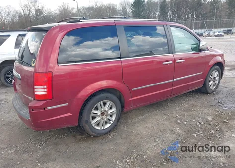 2010 Chrysler Town & Country New Limited from USA, damaged, VIN 2A4RR7DX5AR448779